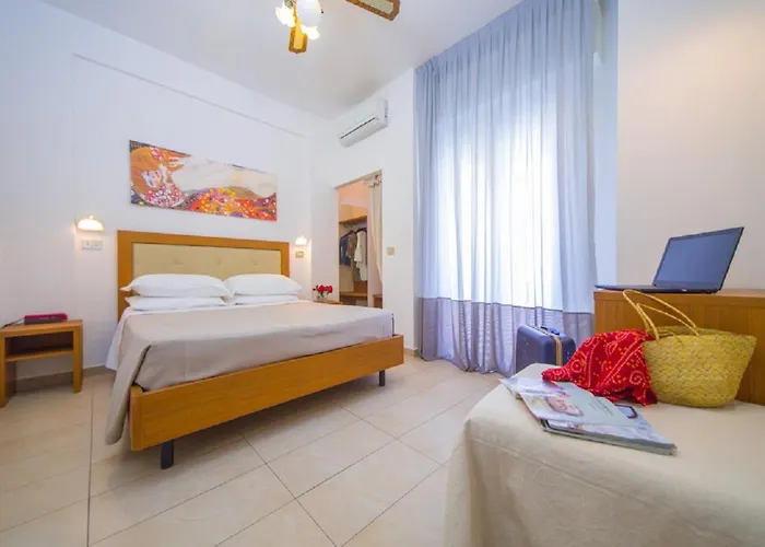 Mediterraneo & Hotel