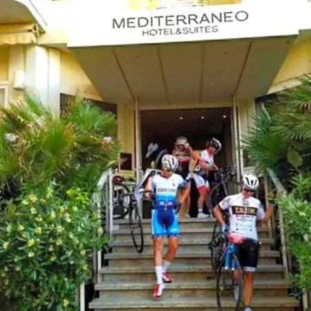 Mediterraneo Hotel&suites 3*