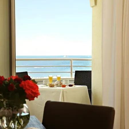 Mediterraneo & 3*
