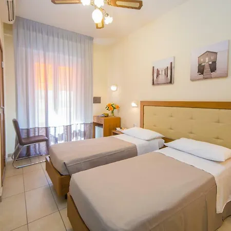 Hotel Mediterraneo Hotel&suites 3*