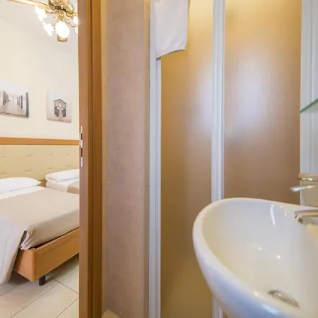 Mediterraneo Hotel&suites Hotel