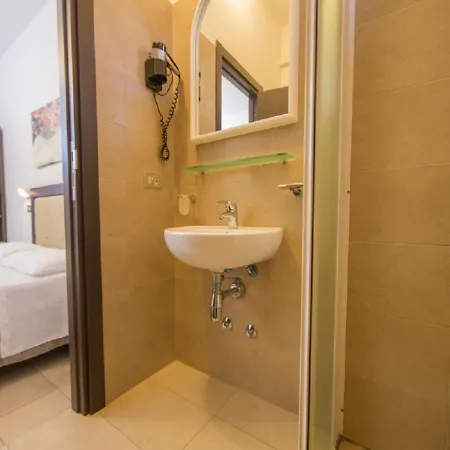 Hotell Mediterraneo & 3*
