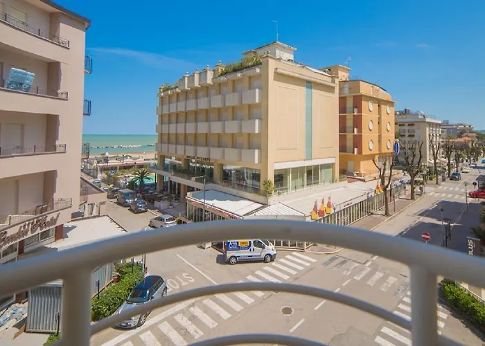 Hotel Mediterraneo & 3*