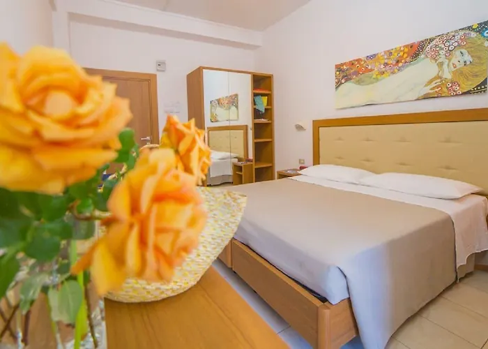 Mediterraneo & Hotel